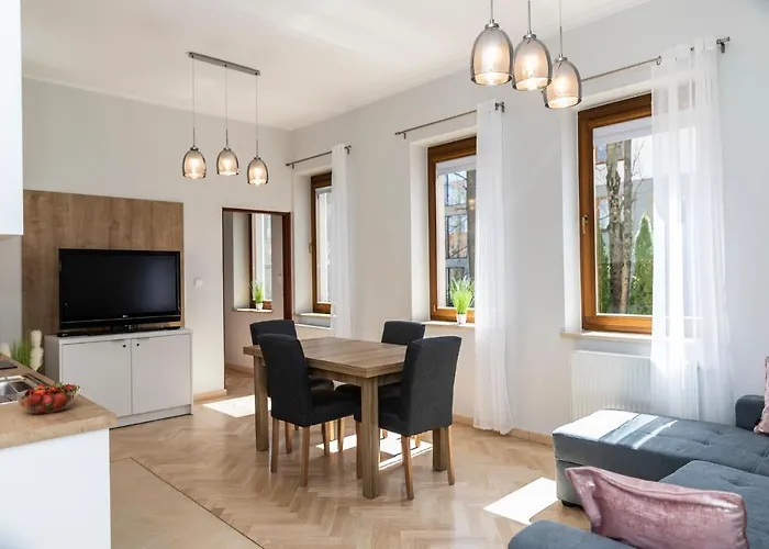 Udanypobyt Apartament Z Basenem