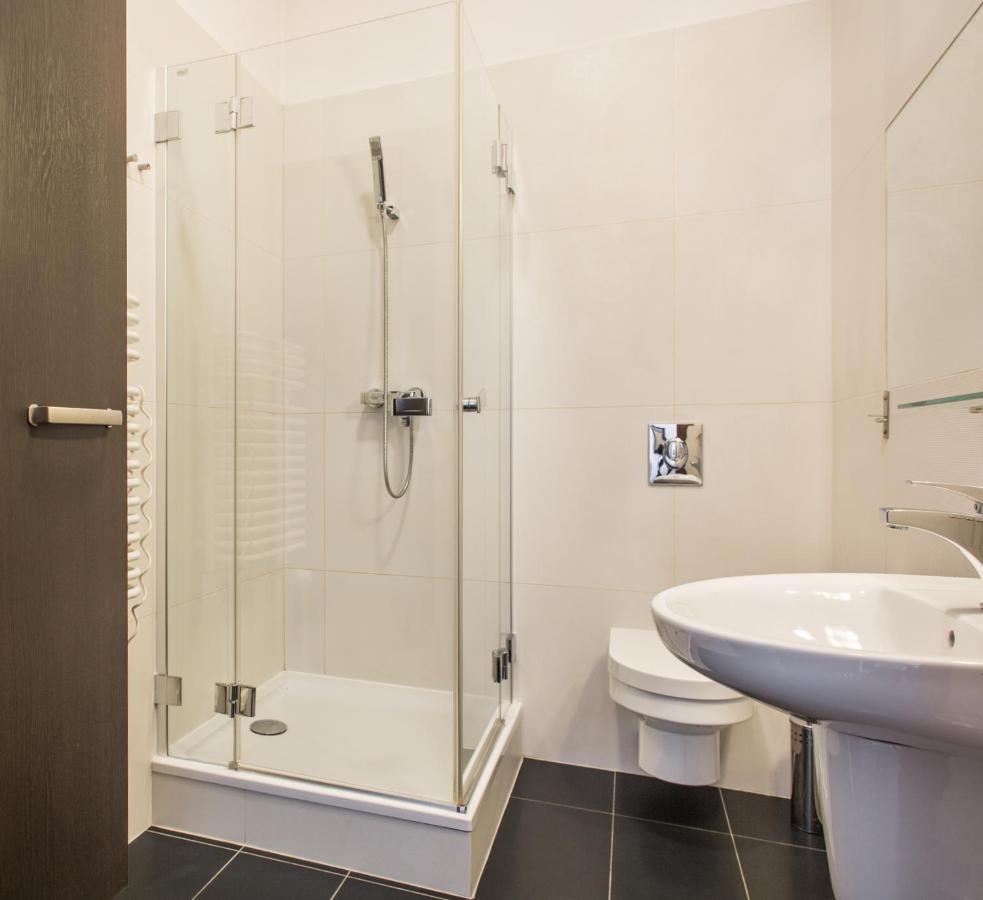 Udanypobyt Z Basenem Apartment *