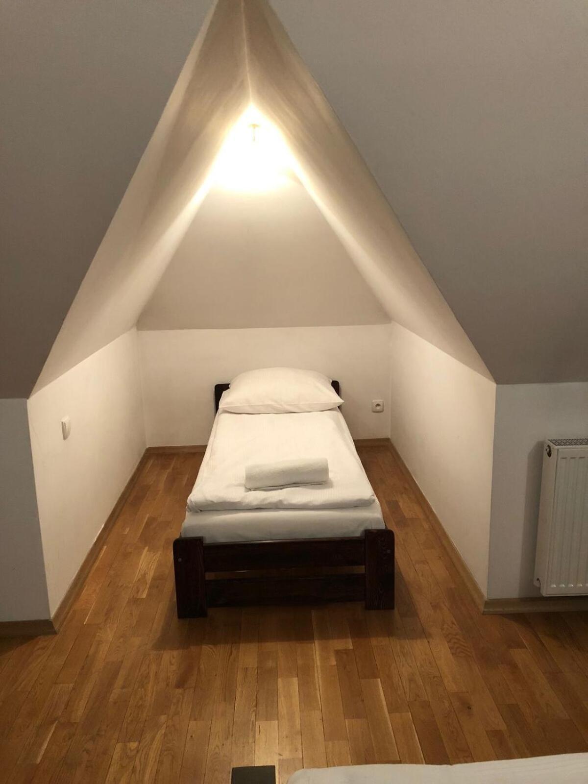Udanypobyt Z Basenem Apartment