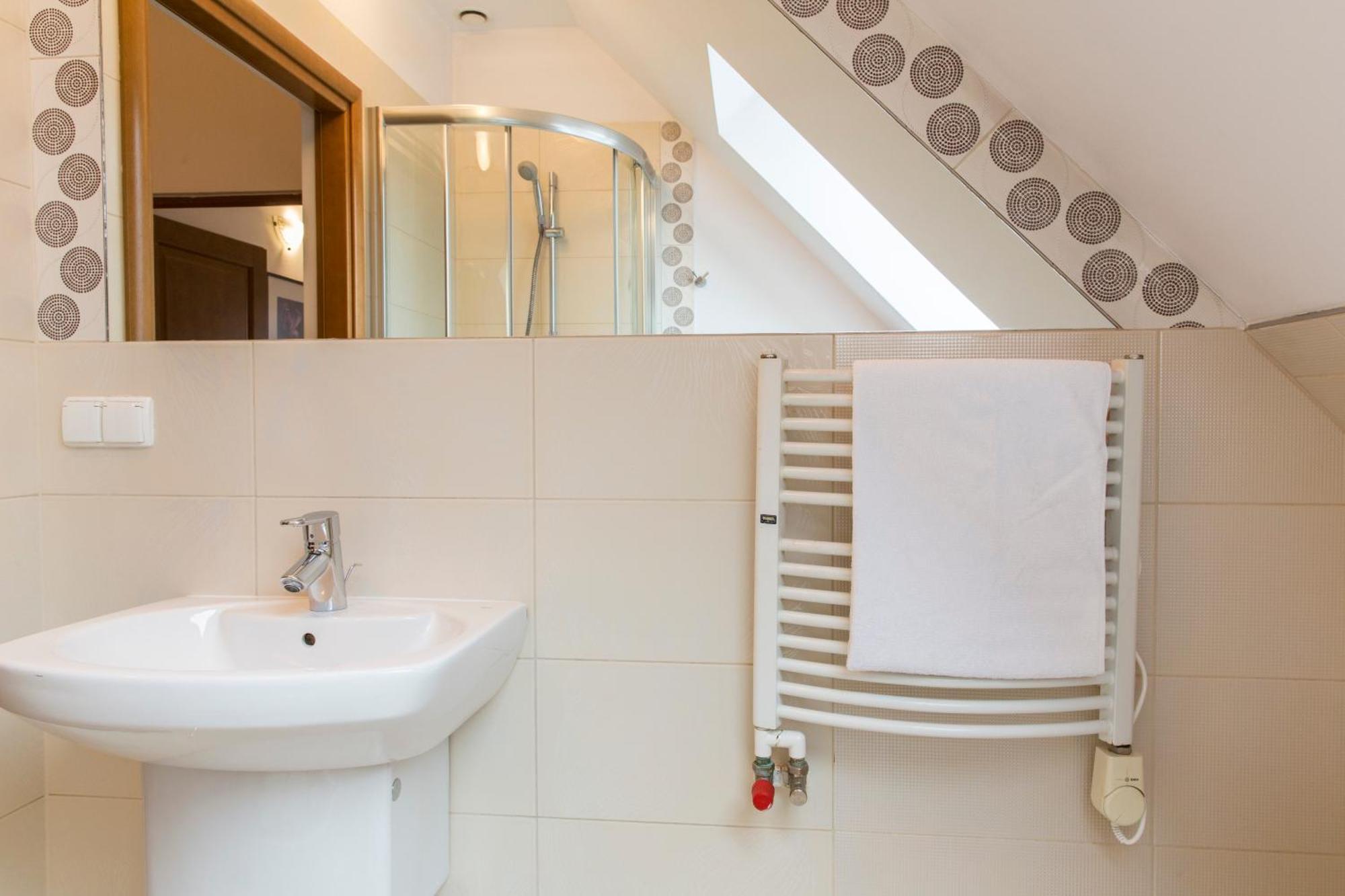 Udanypobyt Z Basenem Apartment