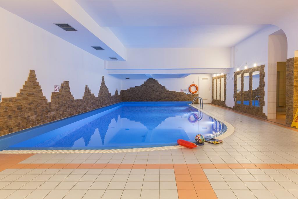 Udanypobyt Z Basenem Apartment *